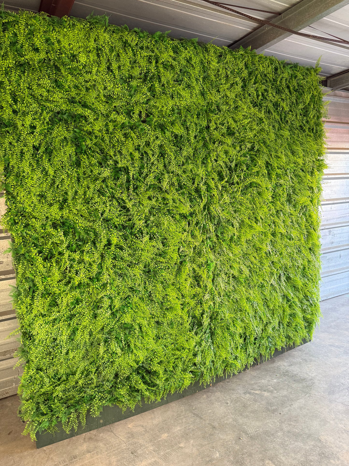 8’x8’ Green Grass Wall